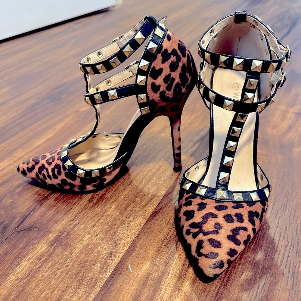 Wild Diva Leopard heels
